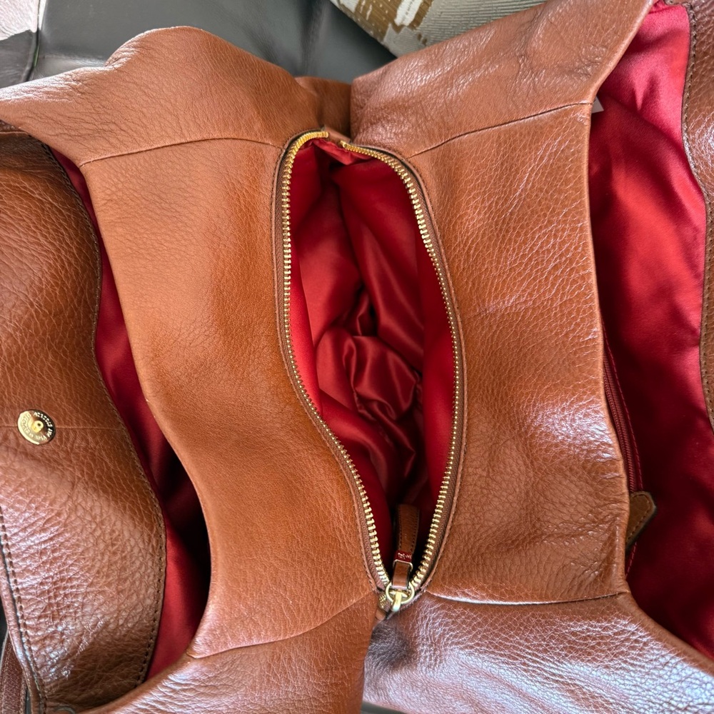 LIKE-NEW Coach Phoebe Shoulder Bag - Picture 7 of 11